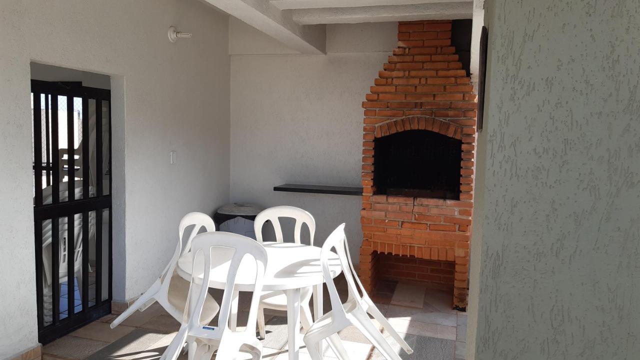 500M Da Praia, Predio Cm Piscina, 1Garagem, Wi-Fi 300 Mbps, Centro De Guaruja, Proximo A Praia E Comercio, Horarios Check-In E Check-Out Flexiveis, Churrasqueira, Eksteriør billede